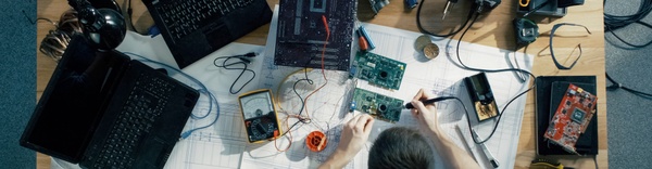 Banner electromecanique